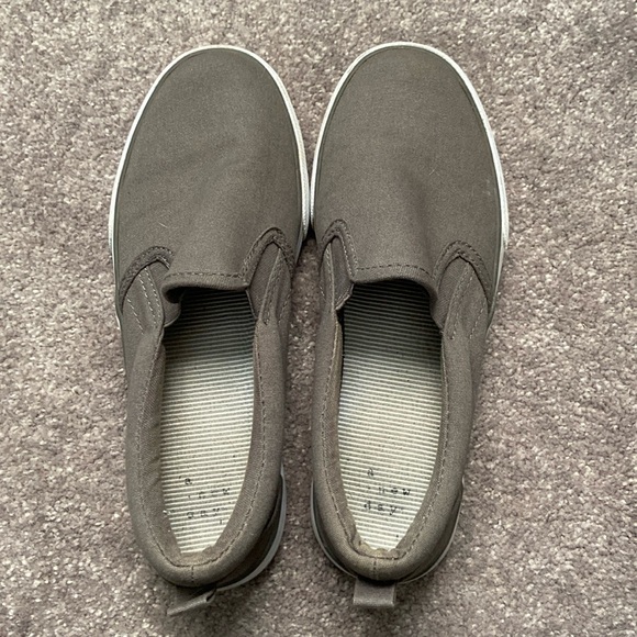 A New Day Millie Slip Ons - Picture 2 of 4